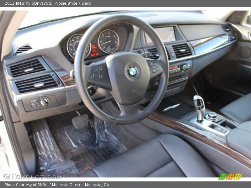 Alpine White / Black 2012 BMW X5 xDrive35d