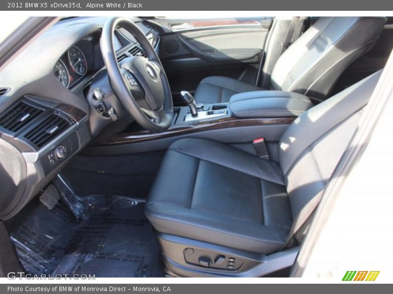Alpine White / Black 2012 BMW X5 xDrive35d