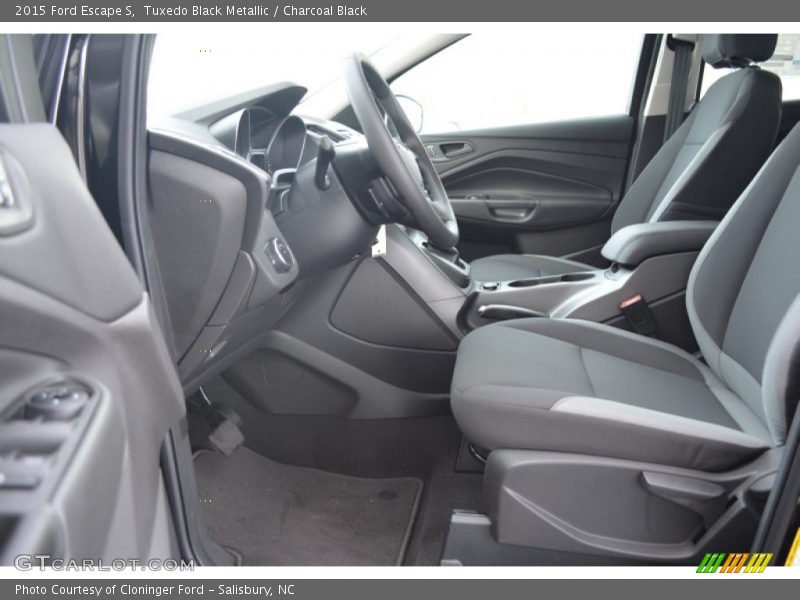 Tuxedo Black Metallic / Charcoal Black 2015 Ford Escape S