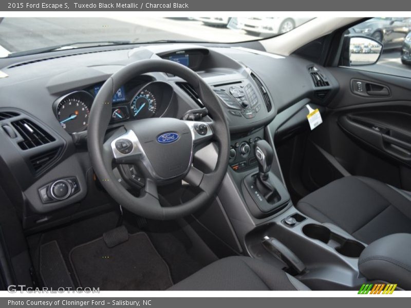Tuxedo Black Metallic / Charcoal Black 2015 Ford Escape S