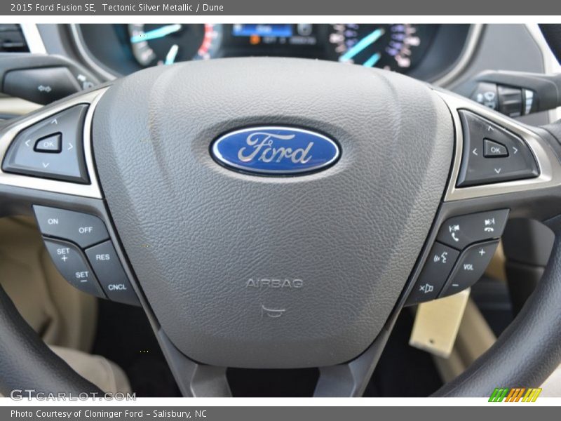 Tectonic Silver Metallic / Dune 2015 Ford Fusion SE