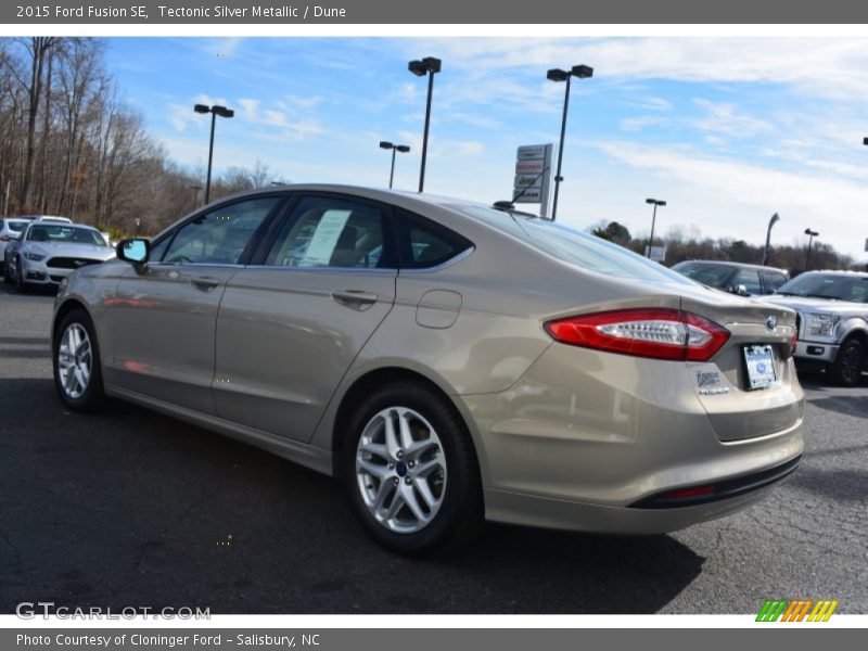 Tectonic Silver Metallic / Dune 2015 Ford Fusion SE