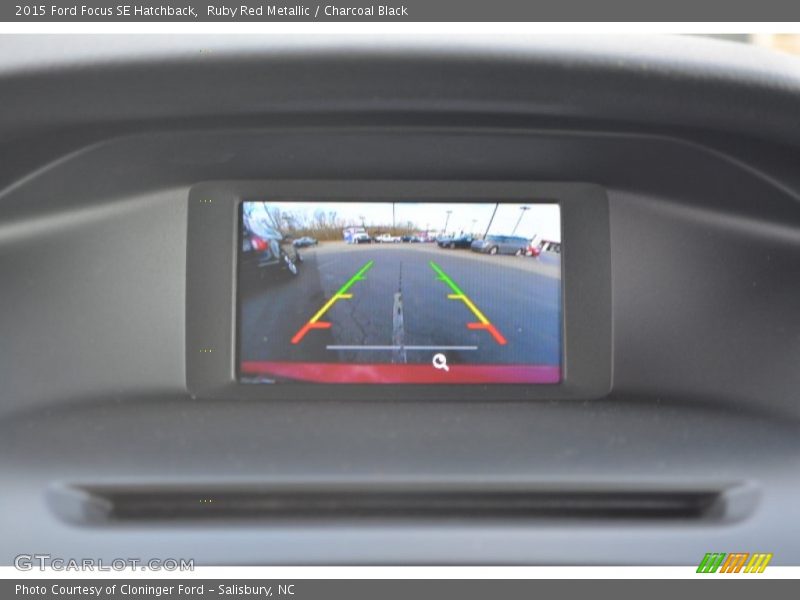 Ruby Red Metallic / Charcoal Black 2015 Ford Focus SE Hatchback