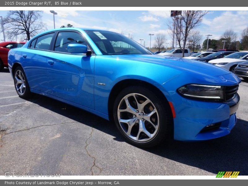 Front 3/4 View of 2015 Charger R/T