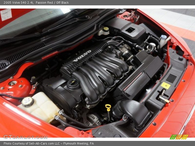  2005 S40 2.4i Engine - 2.4 Liter DOHC 20 Valve Inline 5 Cylinder