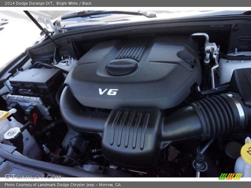 Bright White / Black 2014 Dodge Durango SXT