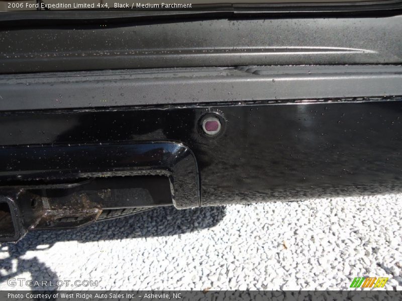 Black / Medium Parchment 2006 Ford Expedition Limited 4x4