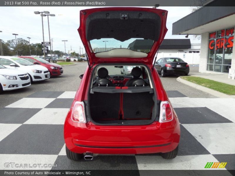 Rosso (Red) / Rosso/Nero (Red/Black) 2013 Fiat 500 Pop
