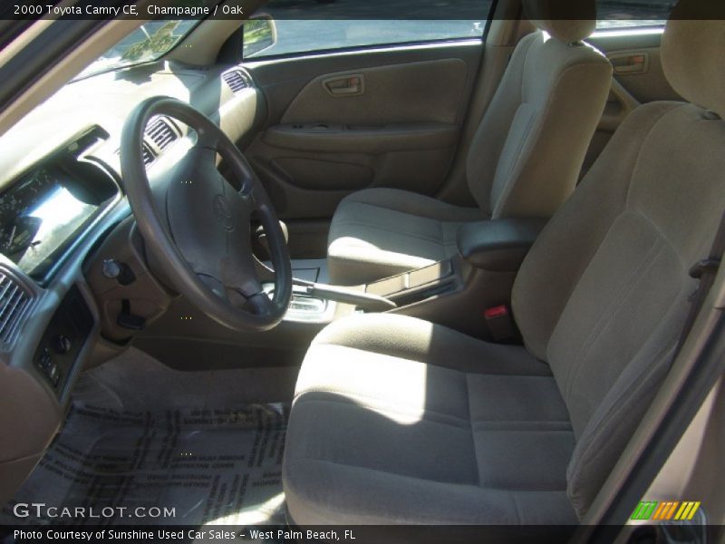Champagne / Oak 2000 Toyota Camry CE