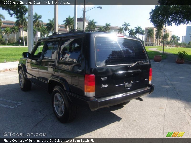 Black / Agate 1999 Jeep Cherokee Classic 4x4