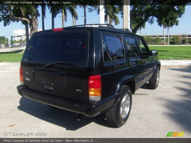 Black / Agate 1999 Jeep Cherokee Classic 4x4