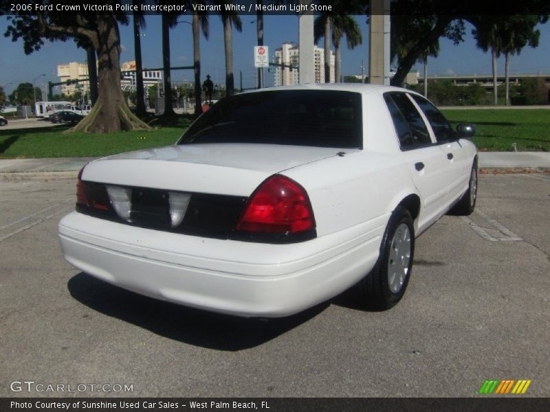 Vibrant White / Medium Light Stone 2006 Ford Crown Victoria Police Interceptor