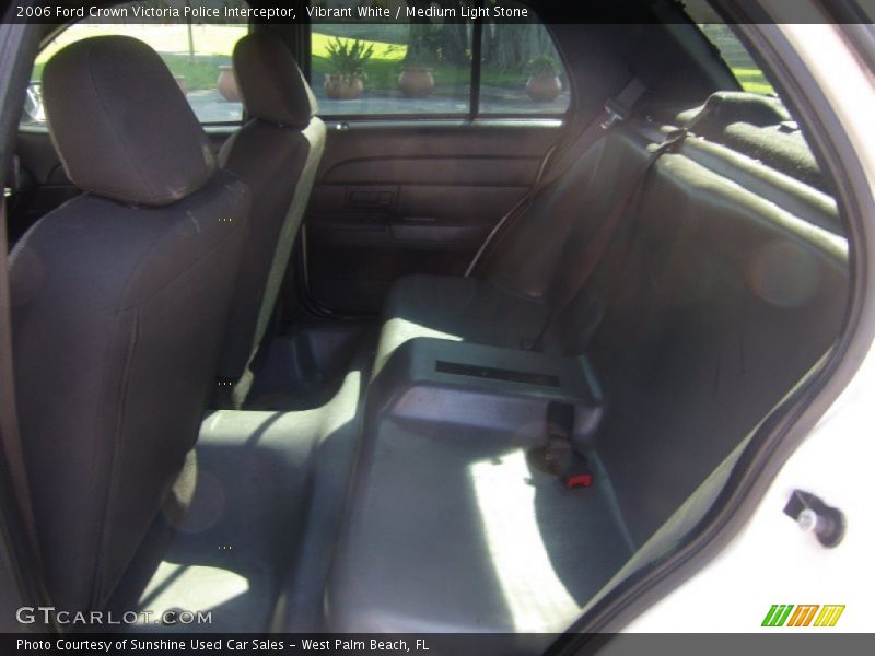 Vibrant White / Medium Light Stone 2006 Ford Crown Victoria Police Interceptor