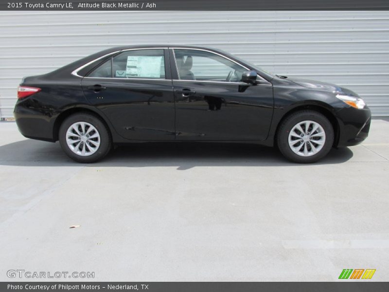 Attitude Black Metallic / Ash 2015 Toyota Camry LE