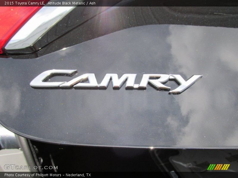 Attitude Black Metallic / Ash 2015 Toyota Camry LE