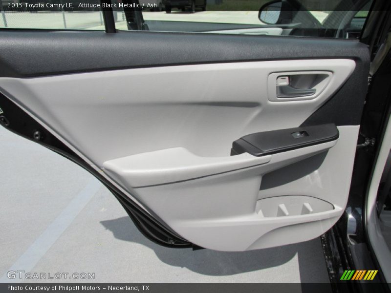 Attitude Black Metallic / Ash 2015 Toyota Camry LE