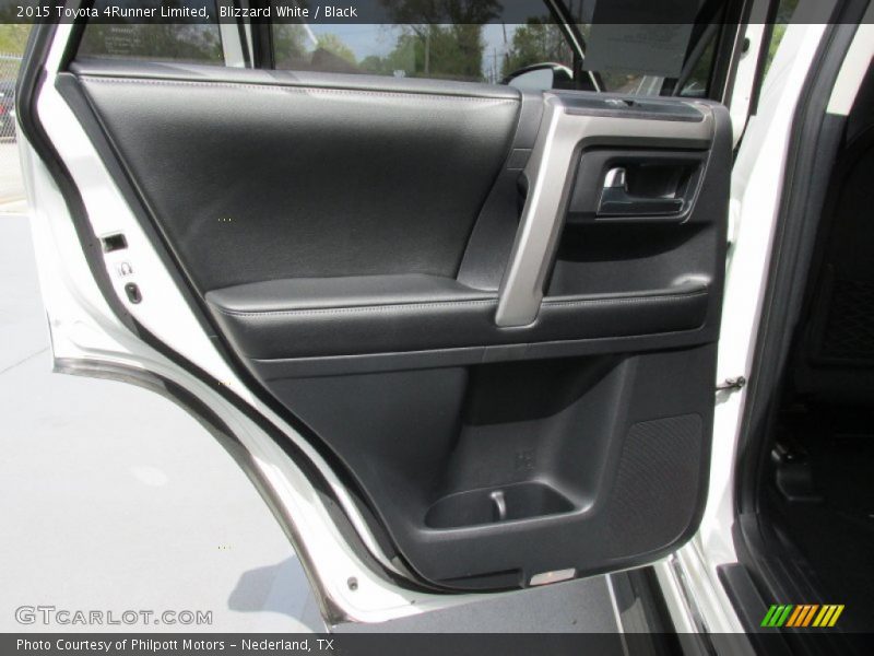 Blizzard White / Black 2015 Toyota 4Runner Limited