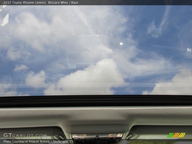 Blizzard White / Black 2015 Toyota 4Runner Limited