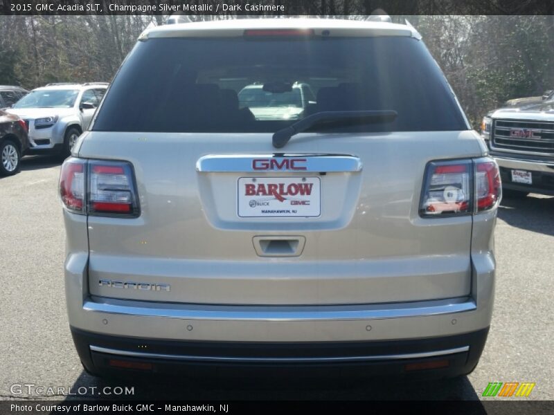 Champagne Silver Metallic / Dark Cashmere 2015 GMC Acadia SLT