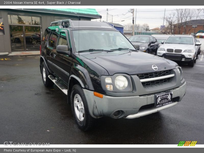 Super Black / Charcoal 2004 Nissan Xterra SE 4x4