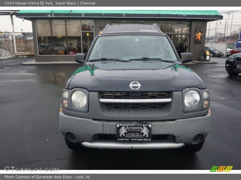 Super Black / Charcoal 2004 Nissan Xterra SE 4x4