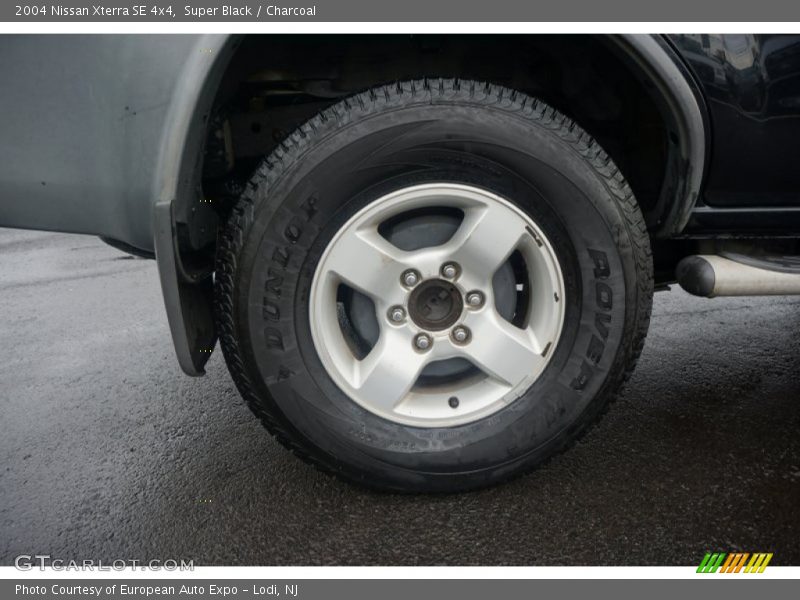 Super Black / Charcoal 2004 Nissan Xterra SE 4x4