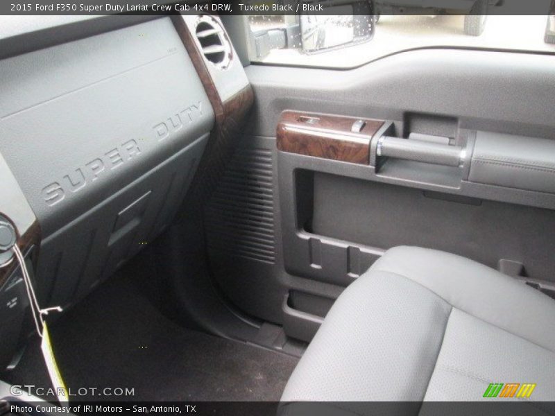 Tuxedo Black / Black 2015 Ford F350 Super Duty Lariat Crew Cab 4x4 DRW