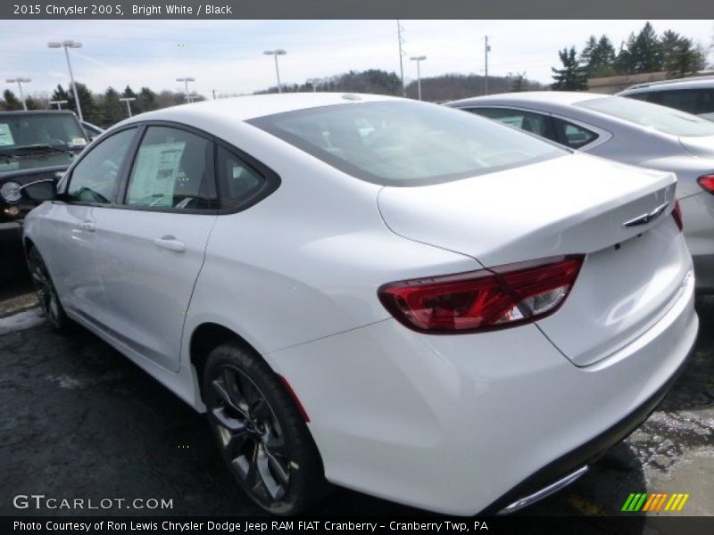 Bright White / Black 2015 Chrysler 200 S