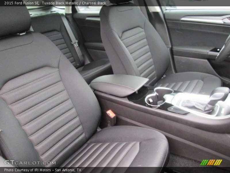 Tuxedo Black Metallic / Charcoal Black 2015 Ford Fusion SE