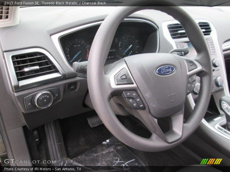 Tuxedo Black Metallic / Charcoal Black 2015 Ford Fusion SE