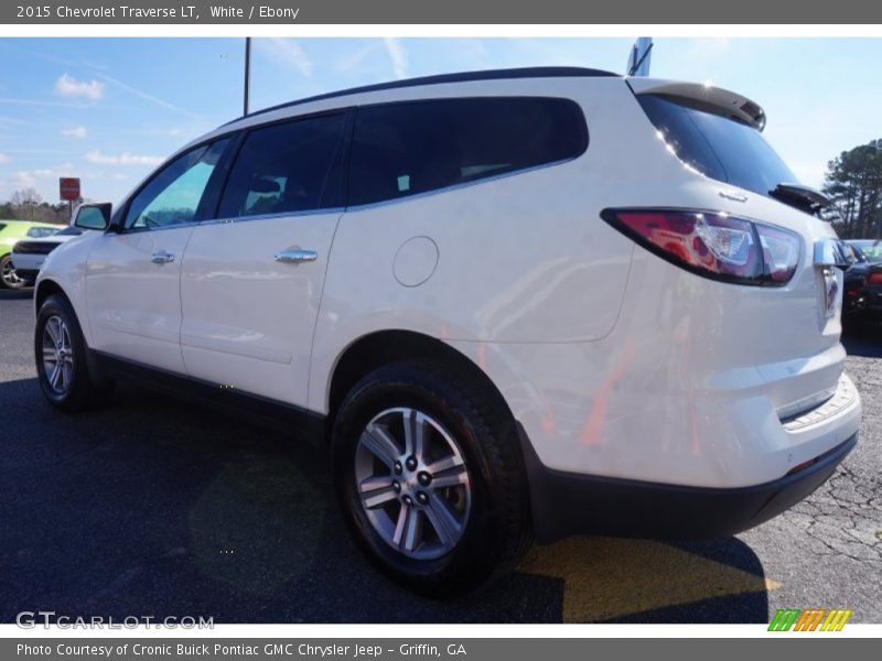 White / Ebony 2015 Chevrolet Traverse LT