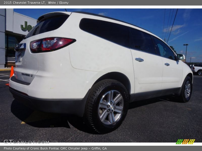 White / Ebony 2015 Chevrolet Traverse LT