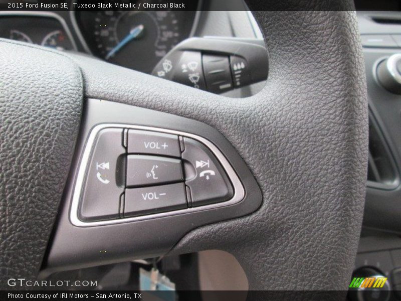 Tuxedo Black Metallic / Charcoal Black 2015 Ford Fusion SE