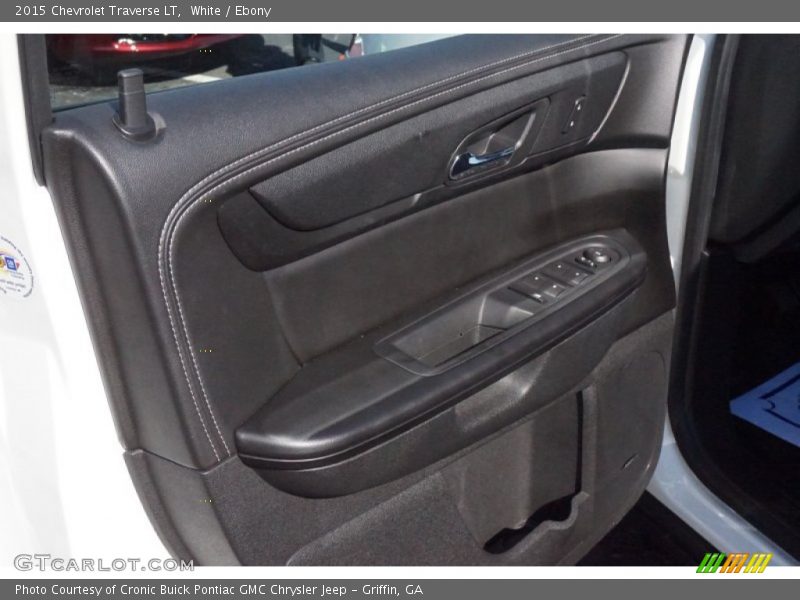 White / Ebony 2015 Chevrolet Traverse LT