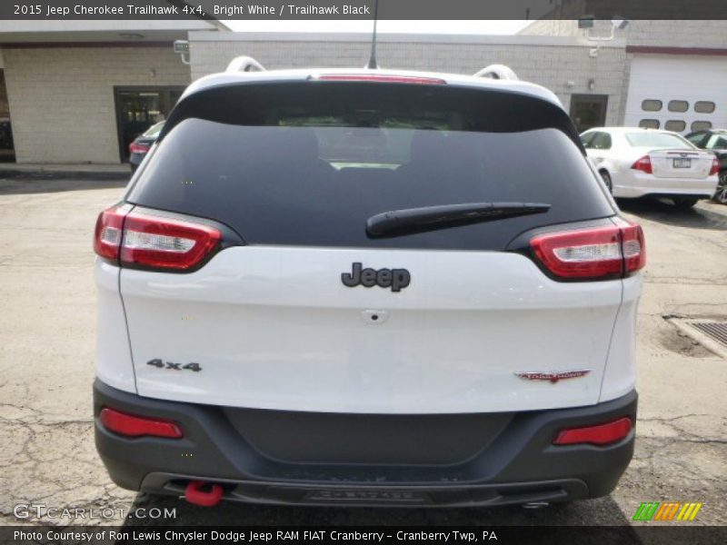 Bright White / Trailhawk Black 2015 Jeep Cherokee Trailhawk 4x4