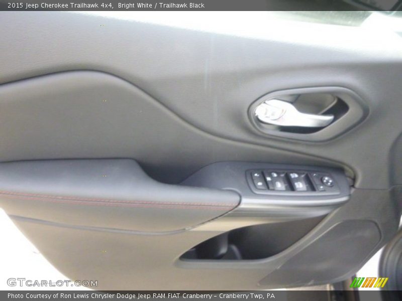 Bright White / Trailhawk Black 2015 Jeep Cherokee Trailhawk 4x4