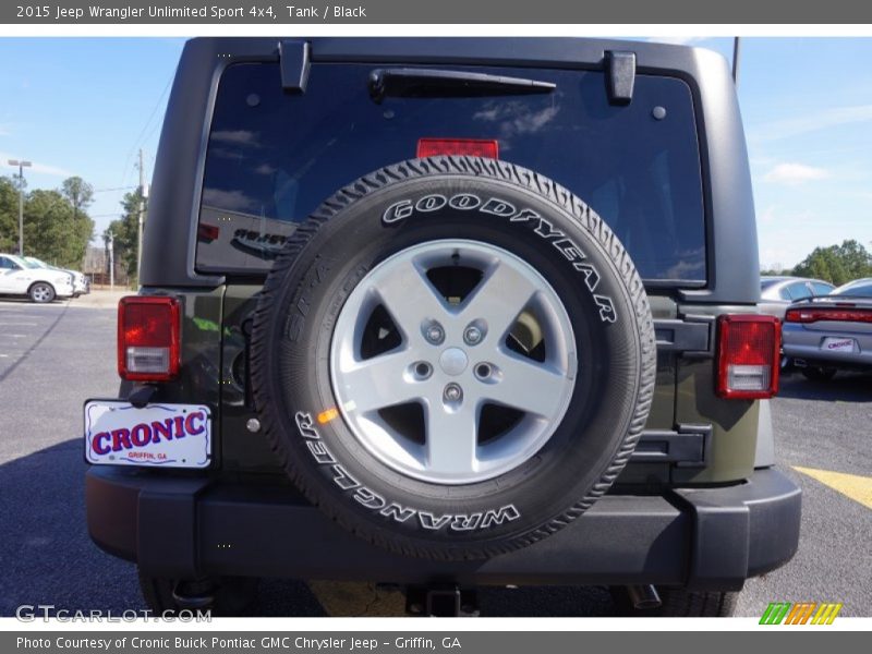 Tank / Black 2015 Jeep Wrangler Unlimited Sport 4x4