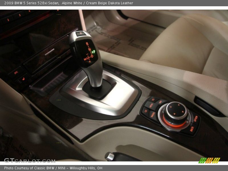  2009 5 Series 528xi Sedan 6 Speed Steptronic Automatic Shifter