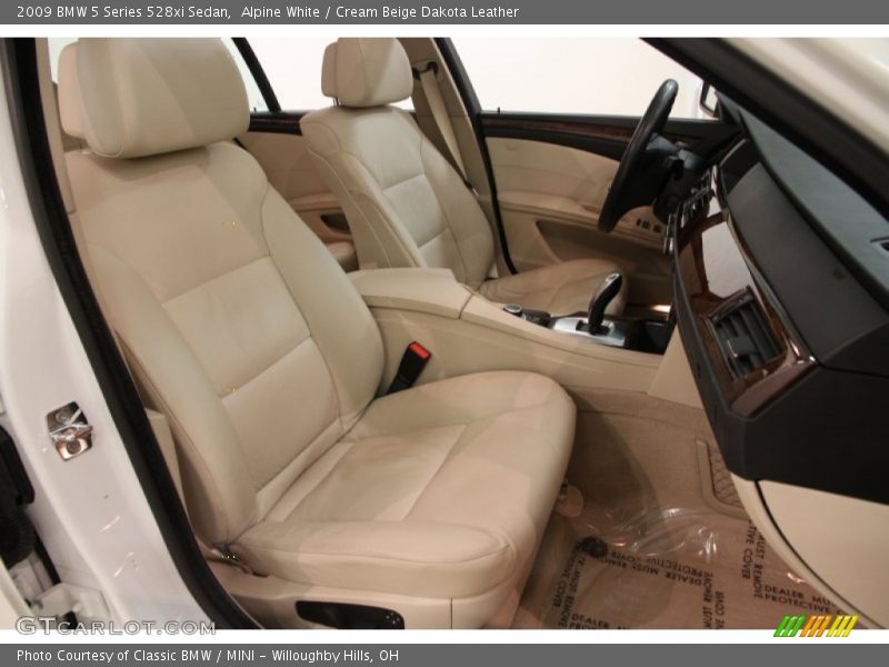 Alpine White / Cream Beige Dakota Leather 2009 BMW 5 Series 528xi Sedan