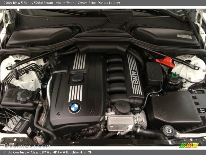  2009 5 Series 528xi Sedan Engine - 3.0 Liter DOHC 24-Valve VVT Inline 6 Cylinder