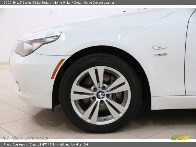 2009 5 Series 528xi Sedan Wheel