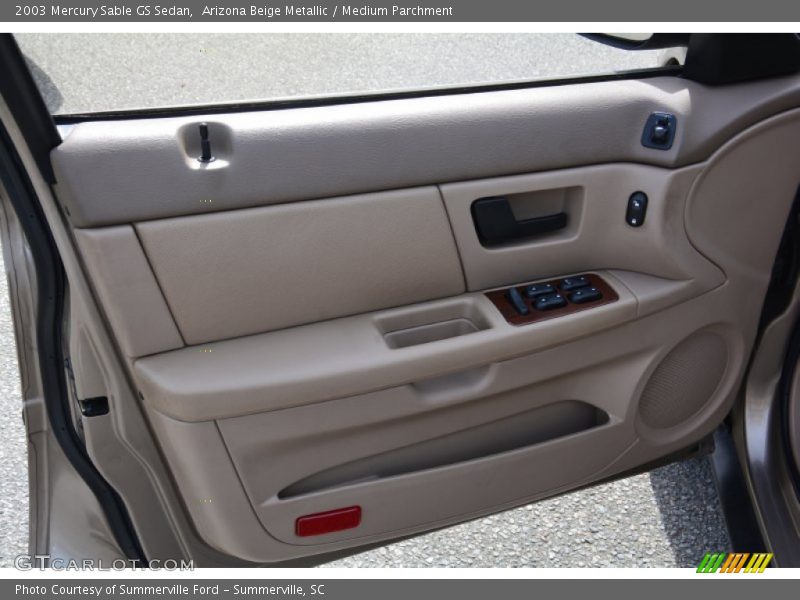 Door Panel of 2003 Sable GS Sedan