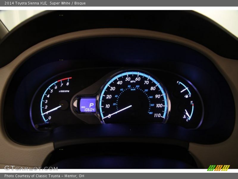 Super White / Bisque 2014 Toyota Sienna XLE