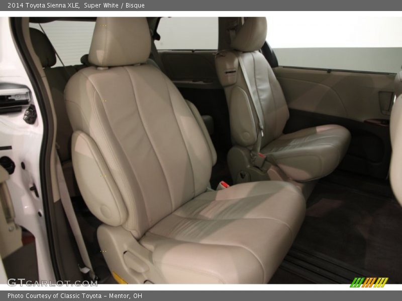 Super White / Bisque 2014 Toyota Sienna XLE