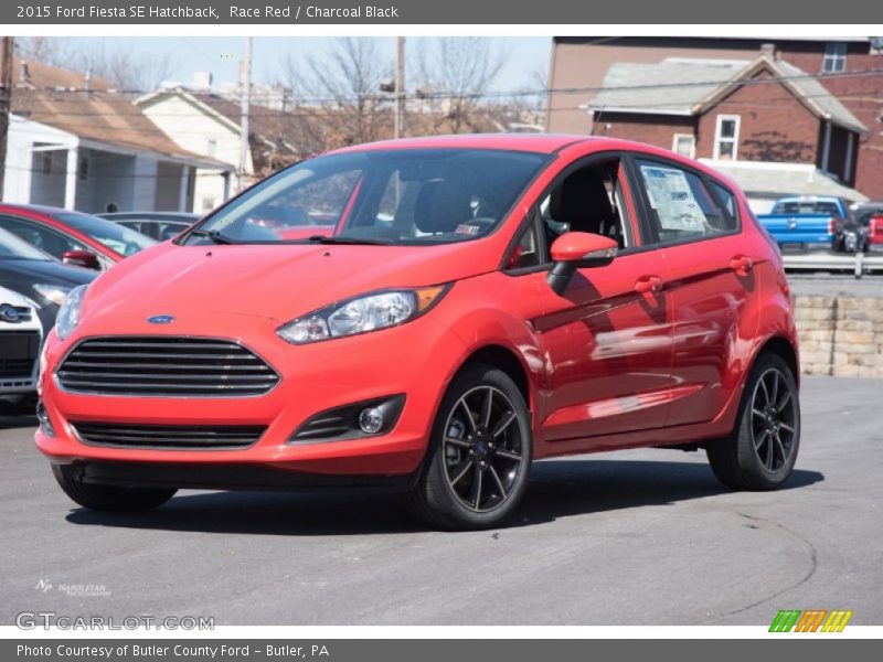 Race Red / Charcoal Black 2015 Ford Fiesta SE Hatchback