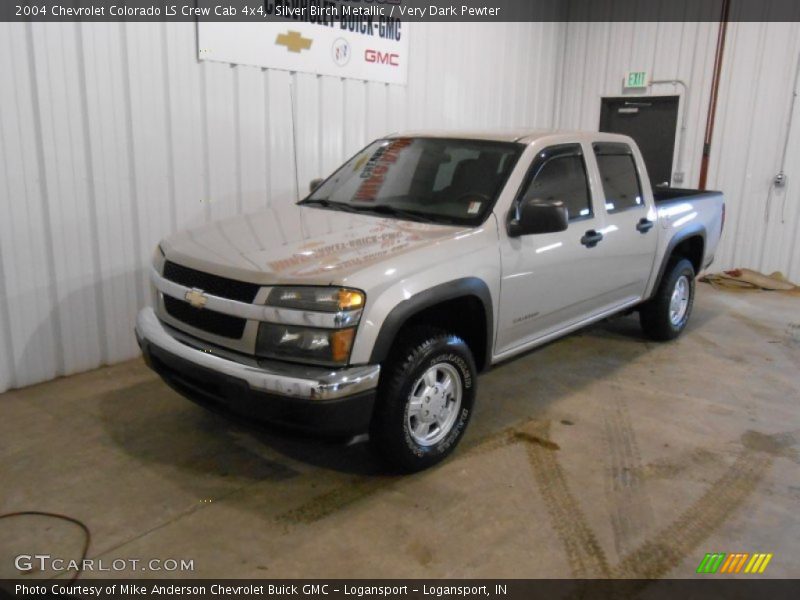 Silver Birch Metallic / Very Dark Pewter 2004 Chevrolet Colorado LS Crew Cab 4x4