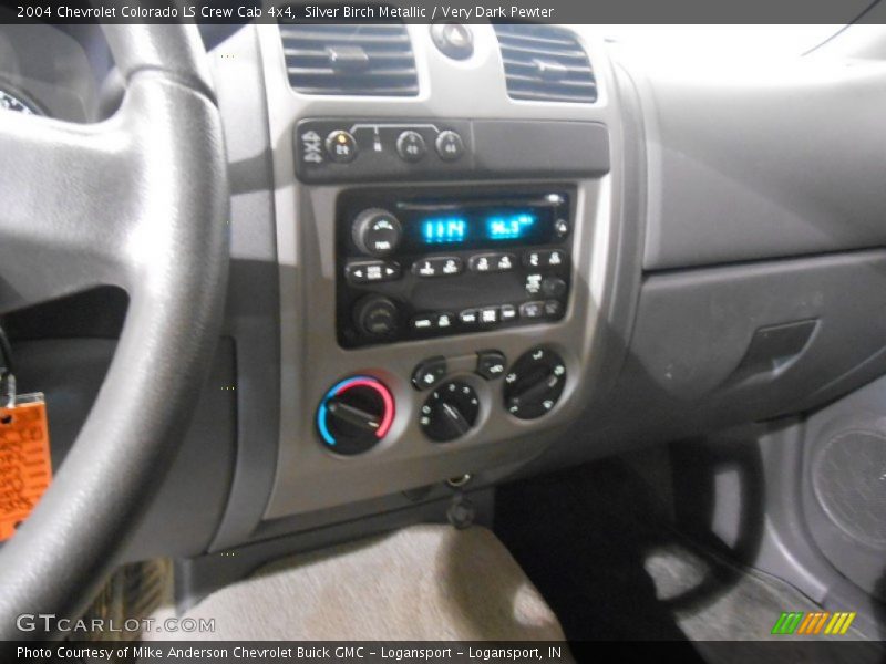 Silver Birch Metallic / Very Dark Pewter 2004 Chevrolet Colorado LS Crew Cab 4x4