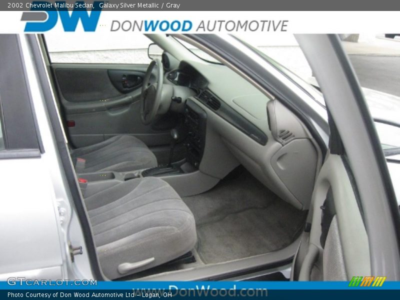Galaxy Silver Metallic / Gray 2002 Chevrolet Malibu Sedan