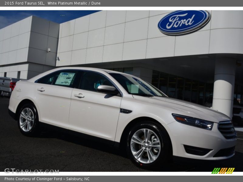 White Platinum Metallic / Dune 2015 Ford Taurus SEL