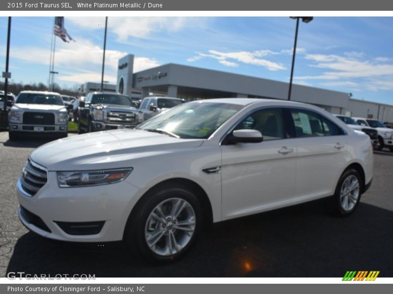White Platinum Metallic / Dune 2015 Ford Taurus SEL